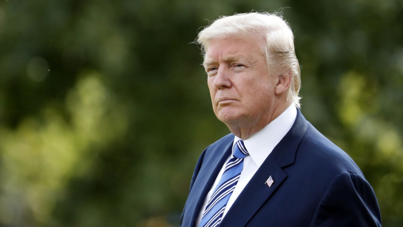 Трамп приказал приспустить флаги в память о папе римском