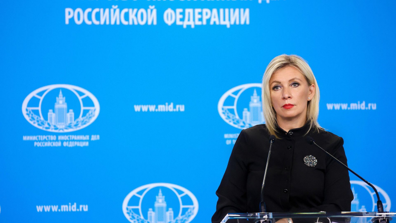 Захарова высказалась о "крымской дипломатии" Зеленского